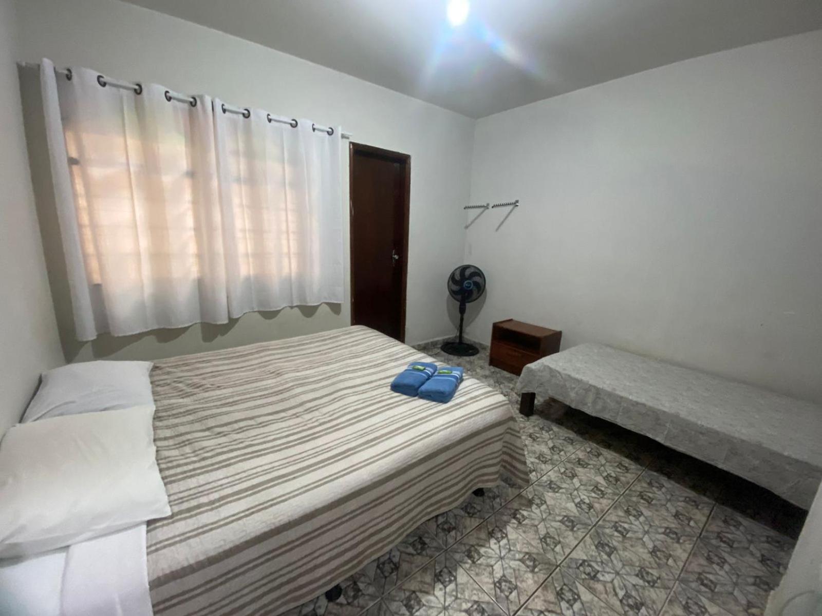 Casas De Temporadas - Hotel Recanto Do Sossego Uberlândia Pokoj fotografie